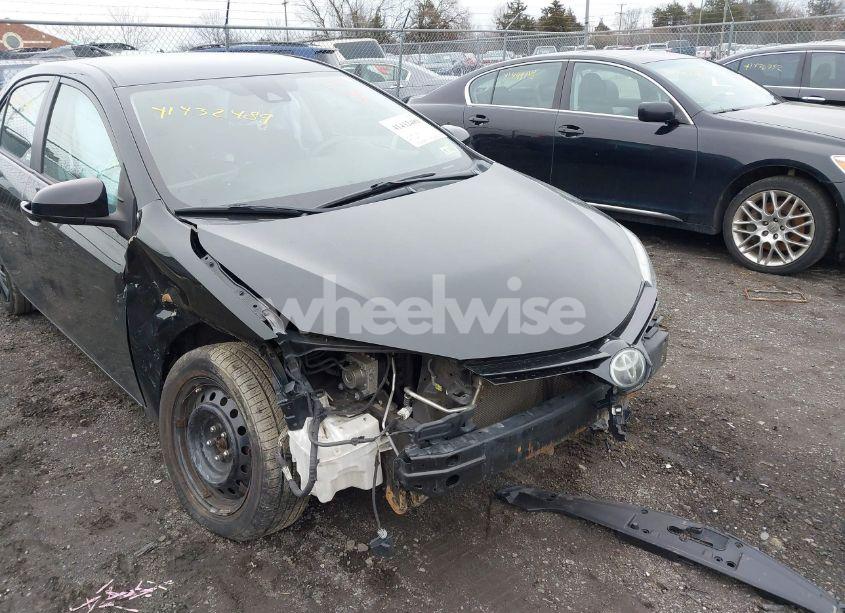 Photo 6 of 2017 Toyota Corolla LE (VIN 2T1BURHE4HC805552)