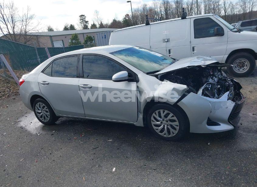 Photo 12 of 2017 Toyota Corolla LE (VIN 2T1BURHE4HC806863)