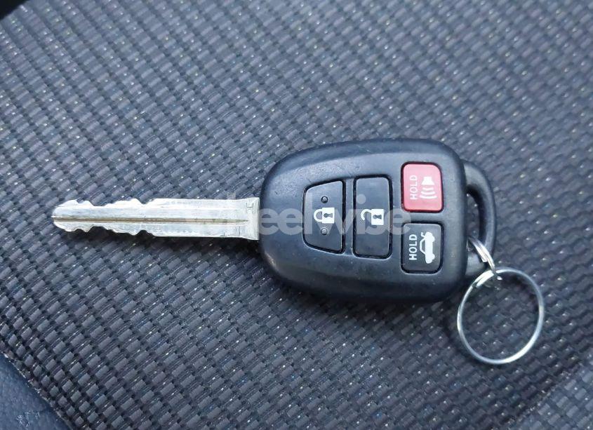 Photo 11 of 2017 Toyota Corolla SE (VIN 2T1BURHE4HC814784)