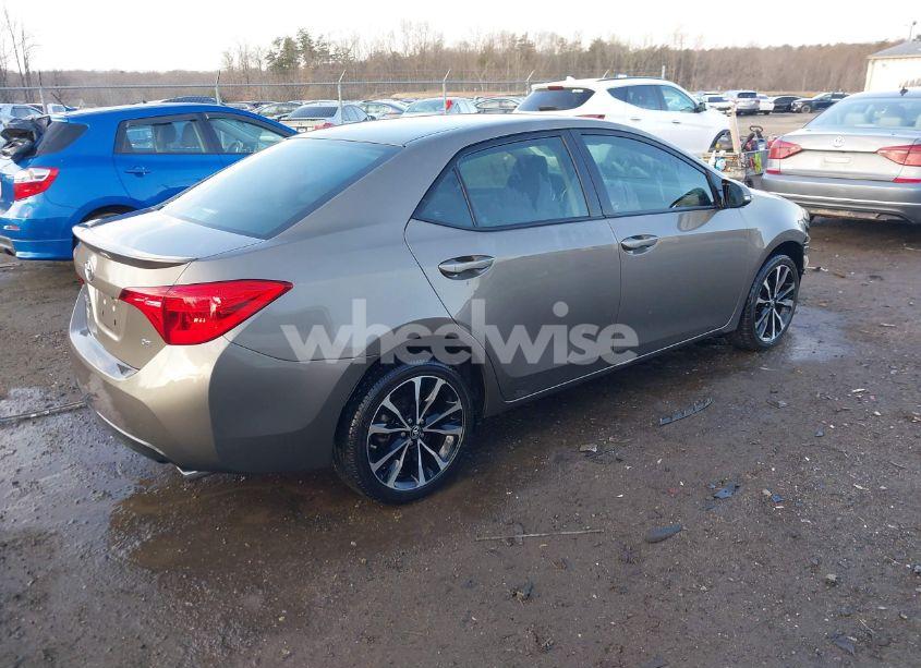 Photo 4 of 2017 Toyota Corolla SE (VIN 2T1BURHE4HC814784)