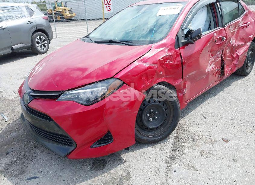 Photo 6 of 2017 Toyota Corolla LE (VIN 2T1BURHE4HC817846)
