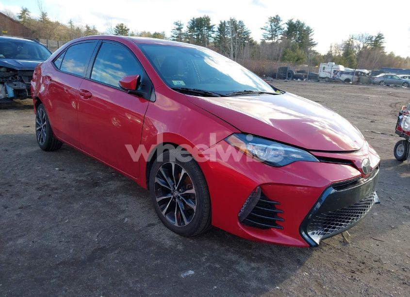 2017 Toyota Corolla L/LE/XLE/SE/XSE (VIN 2T1BURHE4HC818611) main photo