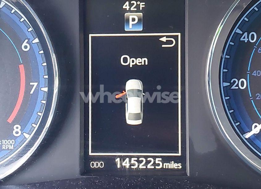 Photo 16 of 2017 Toyota Corolla L/LE/XLE/SE/XSE (VIN 2T1BURHE4HC818611)