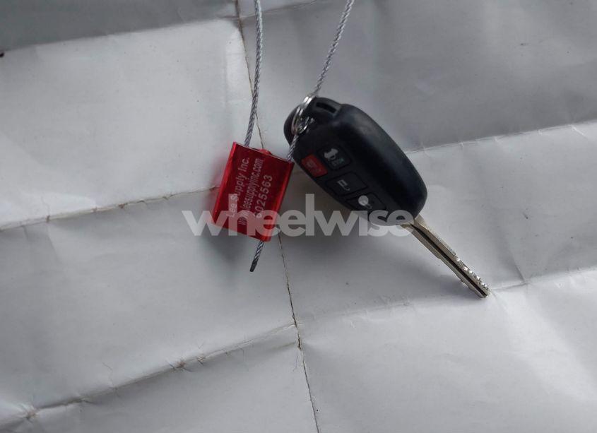 Photo 11 of 2017 Toyota Corolla LE (VIN 2T1BURHE4HC834808)