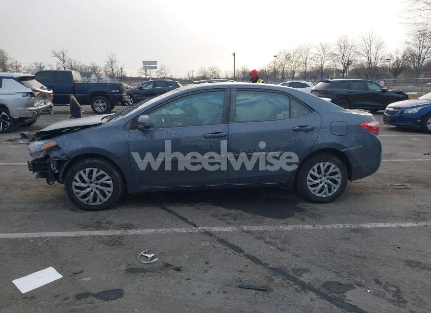 Photo 14 of 2017 Toyota Corolla LE (VIN 2T1BURHE4HC834808)