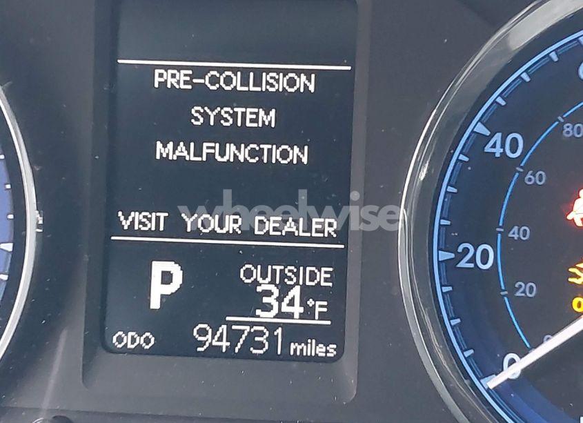 Photo 15 of 2017 Toyota Corolla LE (VIN 2T1BURHE4HC834808)