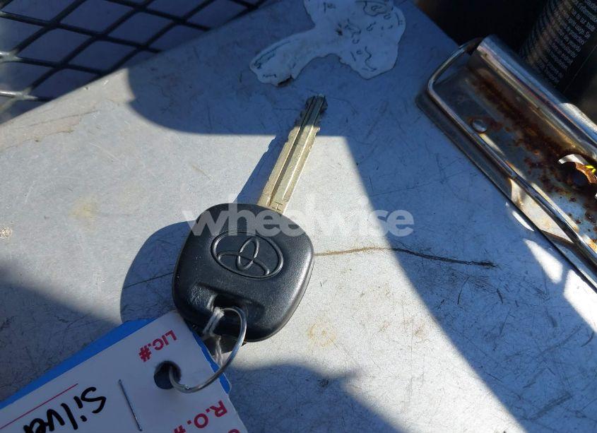 Photo 11 of 2017 Toyota Corolla LE (VIN 2T1BURHE4HC870966)