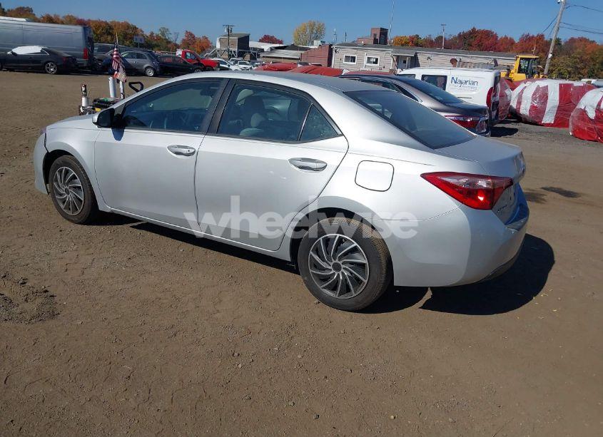 Photo 3 of 2017 Toyota Corolla LE (VIN 2T1BURHE4HC870966)