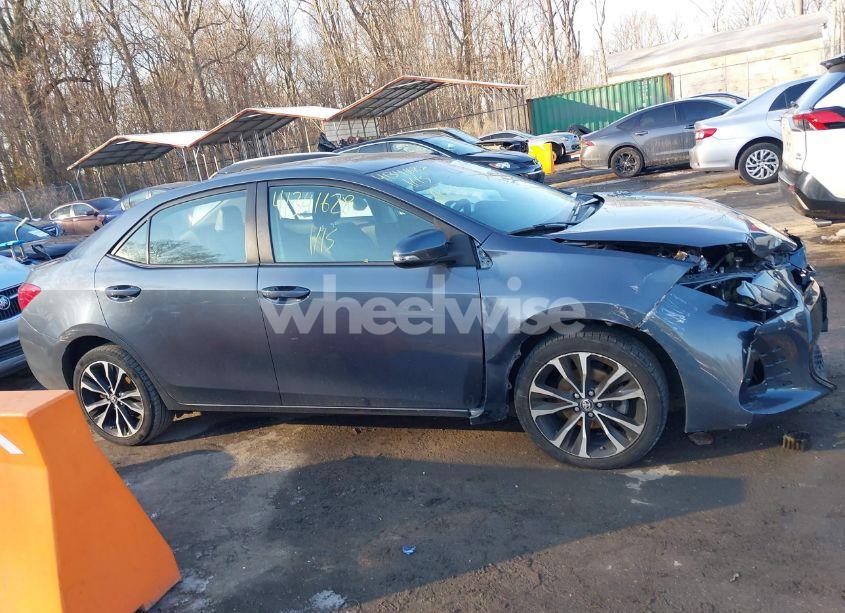 Photo 13 of 2017 Toyota Corolla SE (VIN 2T1BURHE4HC871874)