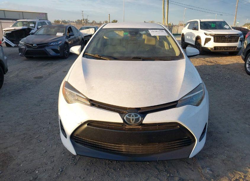 Photo 12 of 2017 Toyota Corolla LE (VIN 2T1BURHE4HC900435)