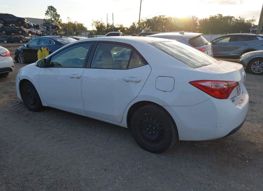 Photo 3 of 2017 Toyota Corolla LE (VIN 2T1BURHE4HC900435)