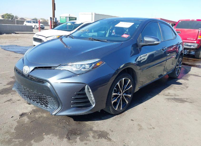 Photo 2 of 2017 Toyota Corolla SE (VIN 2T1BURHE4HC903643)