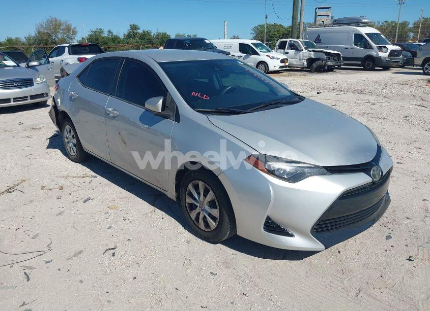 2017 Toyota Corolla L (VIN 2T1BURHE4HC906462) main photo