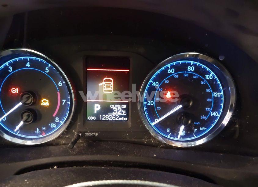 Photo 15 of 2017 Toyota Corolla L/LE/XLE/SE/XSE (VIN 2T1BURHE4HC922760)