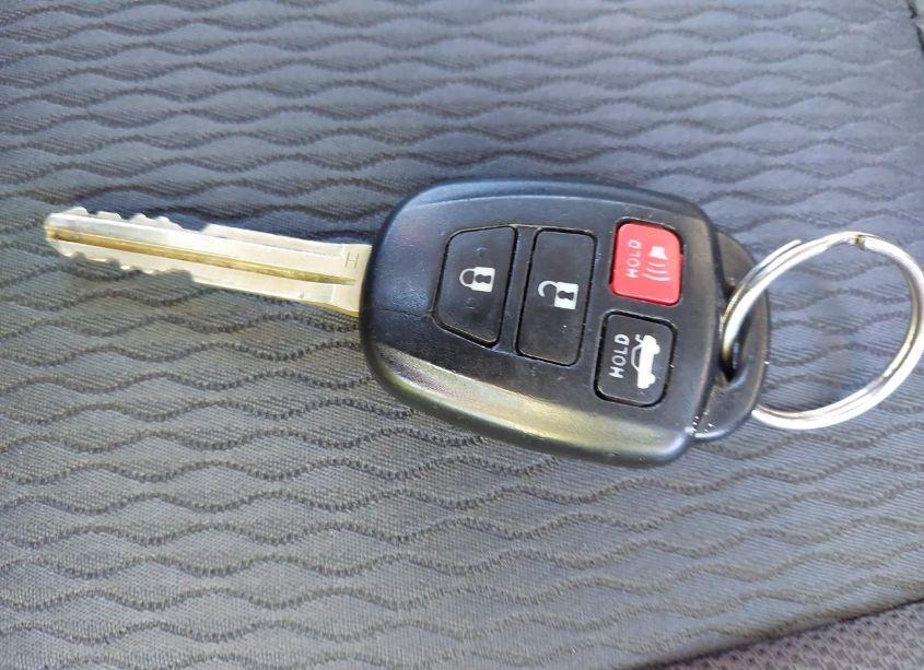 Photo 11 of 2017 Toyota Corolla LE (VIN 2T1BURHE4HC927375)