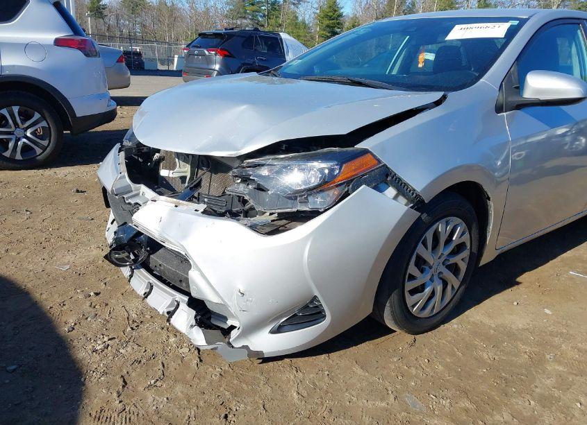 Photo 19 of 2017 Toyota Corolla LE (VIN 2T1BURHE4HC927375)
