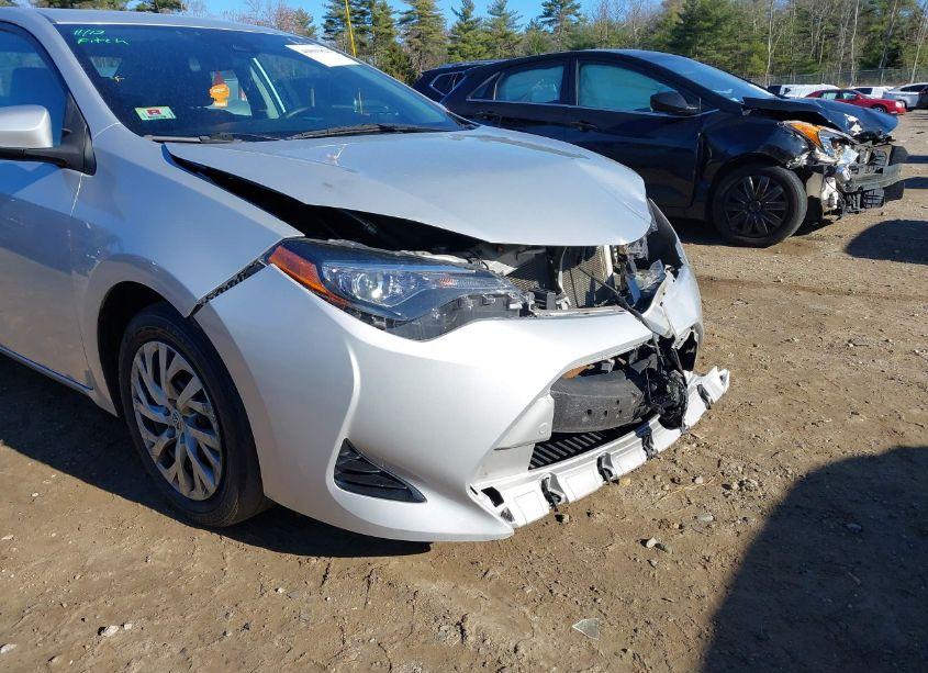 Photo 20 of 2017 Toyota Corolla LE (VIN 2T1BURHE4HC927375)