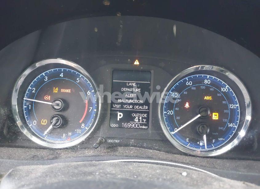 Photo 7 of 2017 Toyota Corolla LE (VIN 2T1BURHE4HC929420)