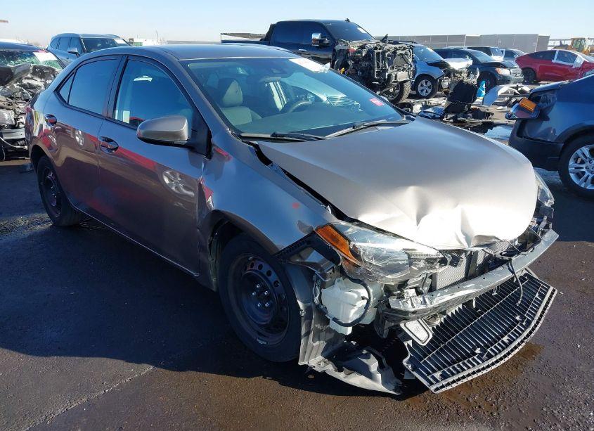 2017 Toyota Corolla LE (VIN 2T1BURHE4HC939686) main photo