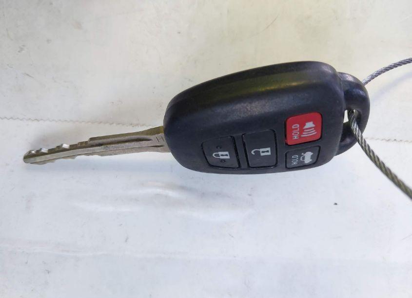 Photo 11 of 2017 Toyota Corolla LE (VIN 2T1BURHE4HC939686)