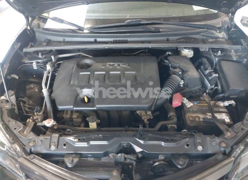 Photo 10 of 2017 Toyota Corolla SE (VIN 2T1BURHE4HC942216)