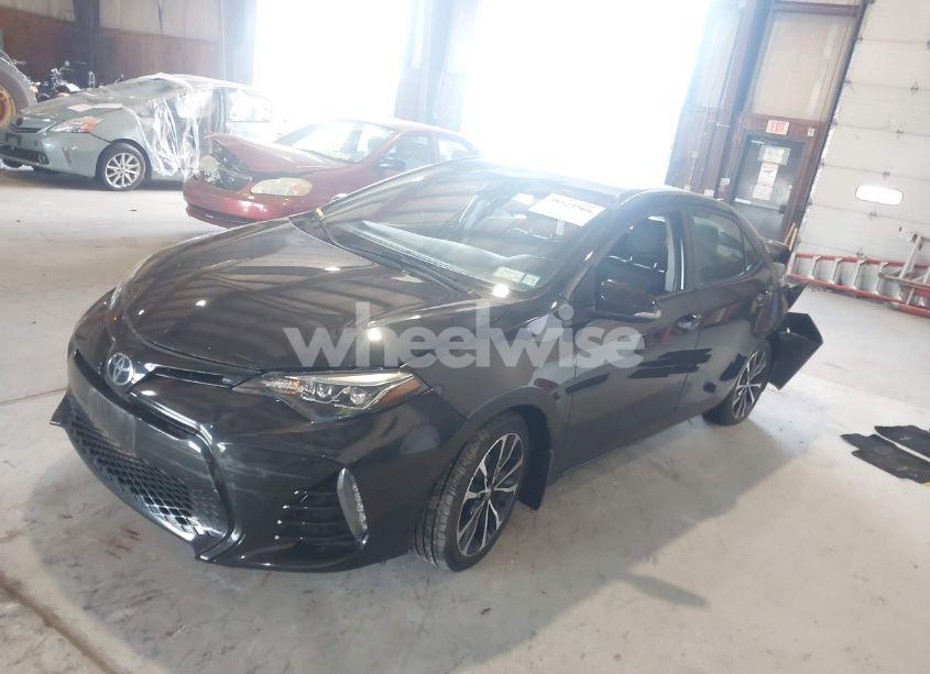 Photo 2 of 2017 Toyota Corolla SE (VIN 2T1BURHE4HC942216)