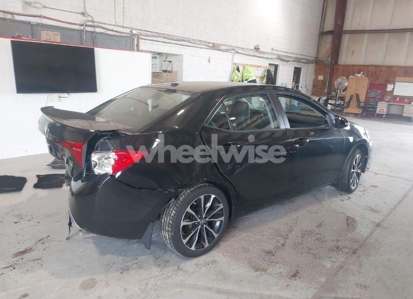 Photo 4 of 2017 Toyota Corolla SE (VIN 2T1BURHE4HC942216)