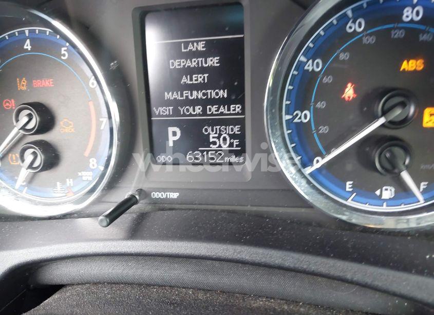 Photo 16 of 2017 Toyota Corolla LE (VIN 2T1BURHE4HC948405)