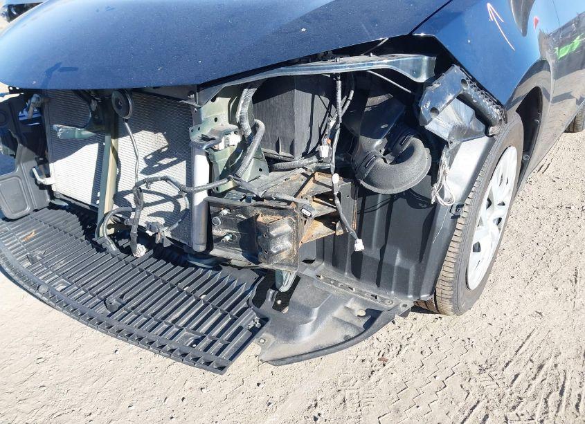 Photo 18 of 2017 Toyota Corolla LE (VIN 2T1BURHE4HC962241)