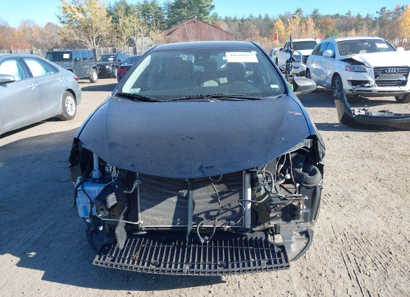 Photo 6 of 2017 Toyota Corolla LE (VIN 2T1BURHE4HC962241)