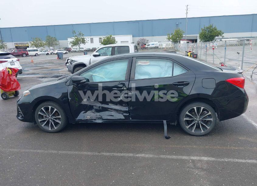 Photo 14 of 2018 Toyota Corolla XSE (VIN 2T1BURHE4JC010393)