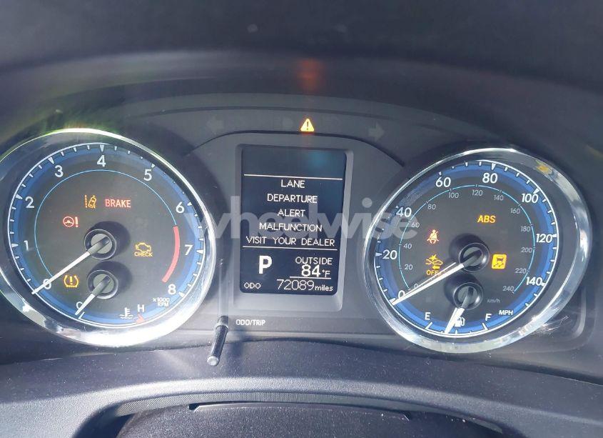 Photo 7 of 2018 Toyota Corolla LE (VIN 2T1BURHE4JC017179)