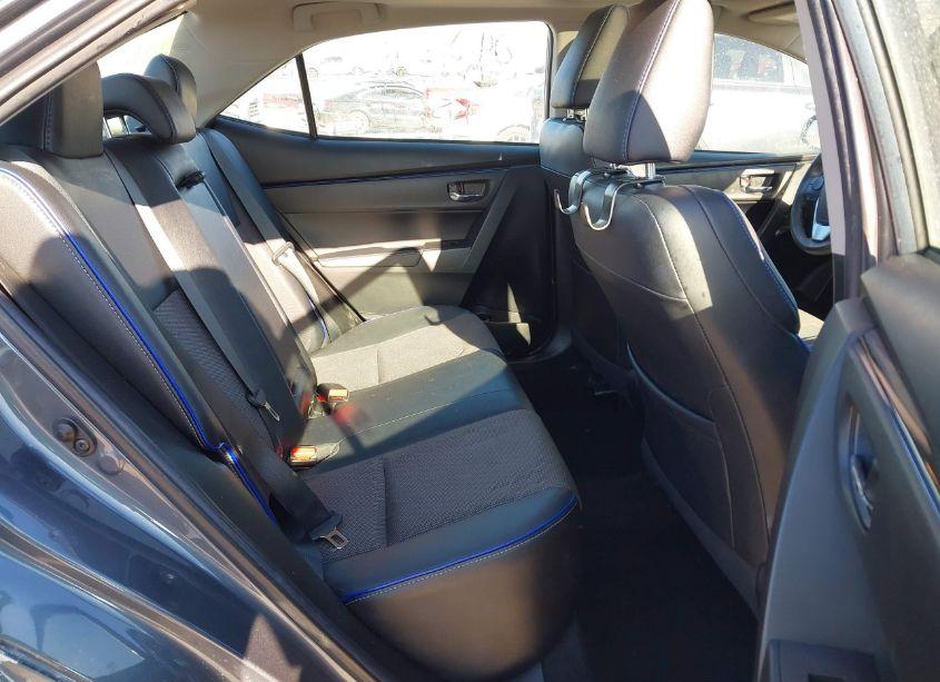 Photo 8 of 2018 Toyota Corolla L/LE/XLE/SE/XSE (VIN 2T1BURHE4JC029610)