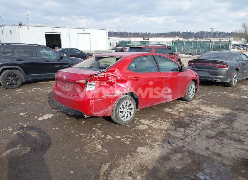 Photo 4 of 2018 Toyota Corolla LE (VIN 2T1BURHE4JC063966)