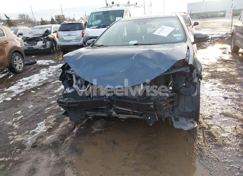 Photo 12 of 2018 Toyota Corolla SE (VIN 2T1BURHE4JC075373)