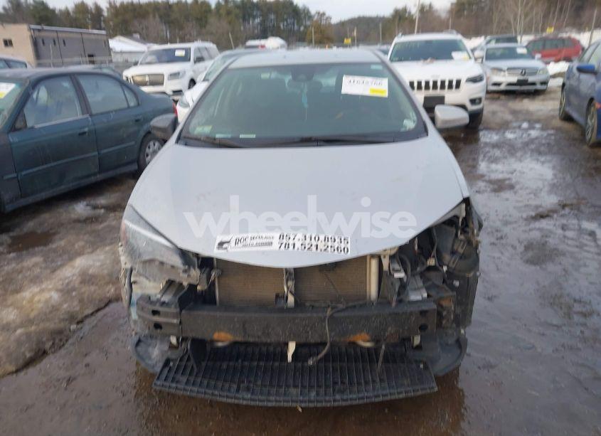 Photo 13 of 2018 Toyota Corolla LE (VIN 2T1BURHE4JC078578)