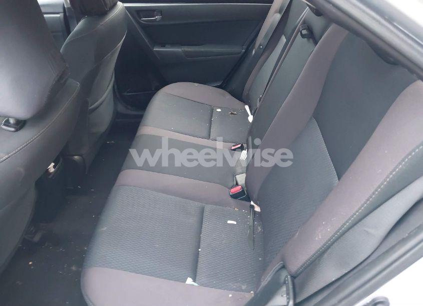 Photo 8 of 2018 Toyota Corolla LE (VIN 2T1BURHE4JC078578)