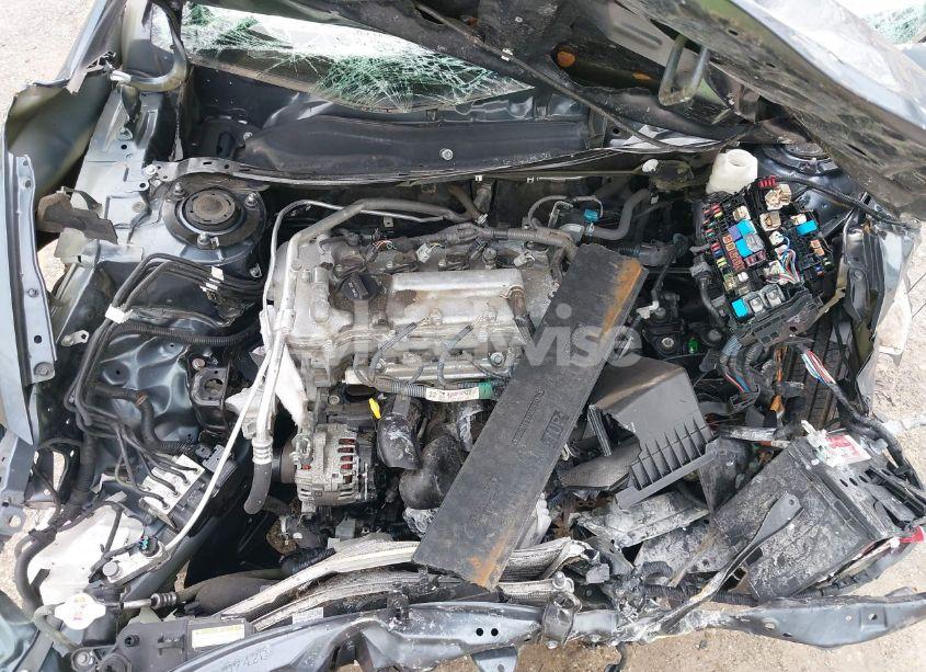 Photo 10 of 2018 Toyota Corolla LE (VIN 2T1BURHE4JC081237)