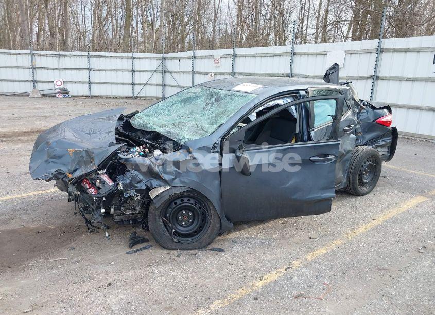 Photo 2 of 2018 Toyota Corolla LE (VIN 2T1BURHE4JC081237)