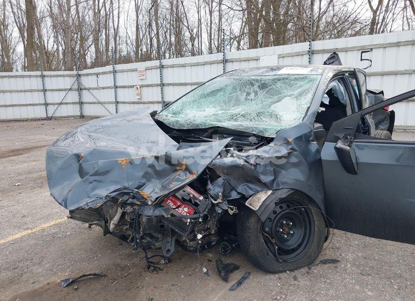 Photo 6 of 2018 Toyota Corolla LE (VIN 2T1BURHE4JC081237)