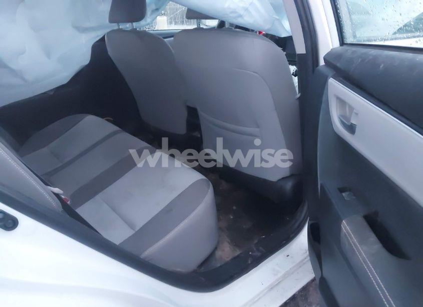 Photo 8 of 2018 Toyota Corolla LE (VIN 2T1BURHE4JC087300)