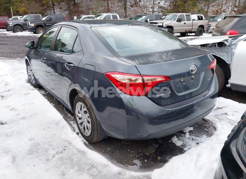 Photo 3 of 2018 Toyota Corolla LE (VIN 2T1BURHE4JC089693)