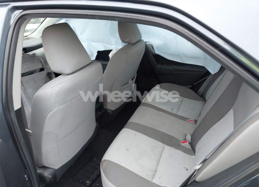 Photo 8 of 2018 Toyota Corolla LE (VIN 2T1BURHE4JC089693)