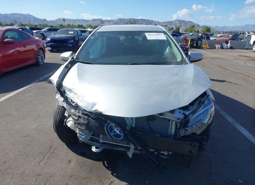 Photo 12 of 2018 Toyota Corolla L (VIN 2T1BURHE4JC090990)
