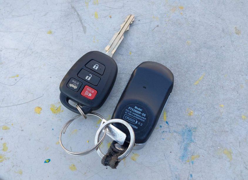 Photo 11 of 2018 Toyota Corolla SE (VIN 2T1BURHE4JC099172)