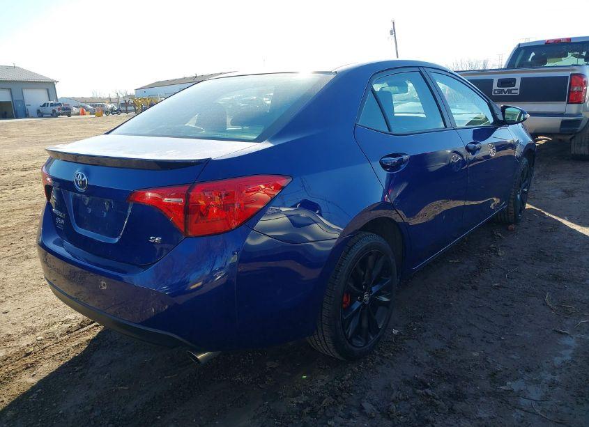 Photo 4 of 2018 Toyota Corolla SE (VIN 2T1BURHE4JC099172)