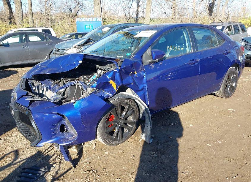 Photo 6 of 2018 Toyota Corolla SE (VIN 2T1BURHE4JC099172)