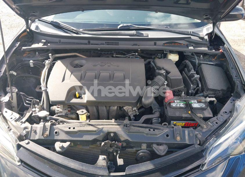 Photo 10 of 2018 Toyota Corolla LE (VIN 2T1BURHE4JC977117)