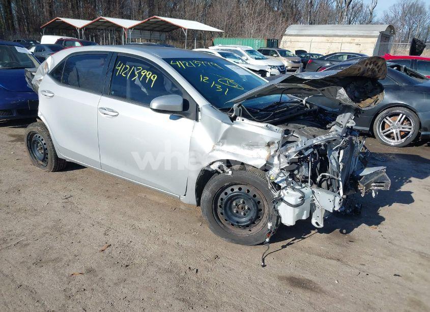 2018 Toyota Corolla LE (VIN 2T1BURHE4JC989607) main photo