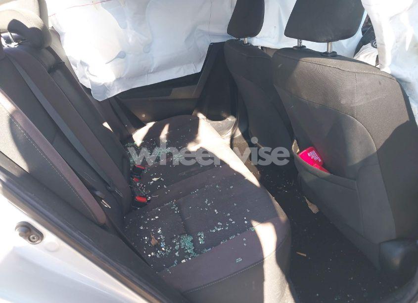 Photo 8 of 2018 Toyota Corolla LE (VIN 2T1BURHE4JC989607)